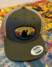 Load image into Gallery viewer, 6 Panel Trucker Hats